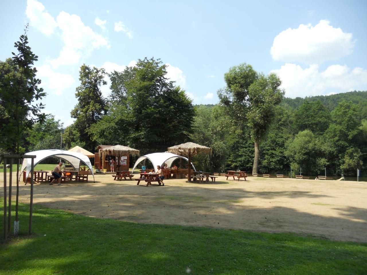 Hotel Sazavsky Ostrov Sázava 外观 照片